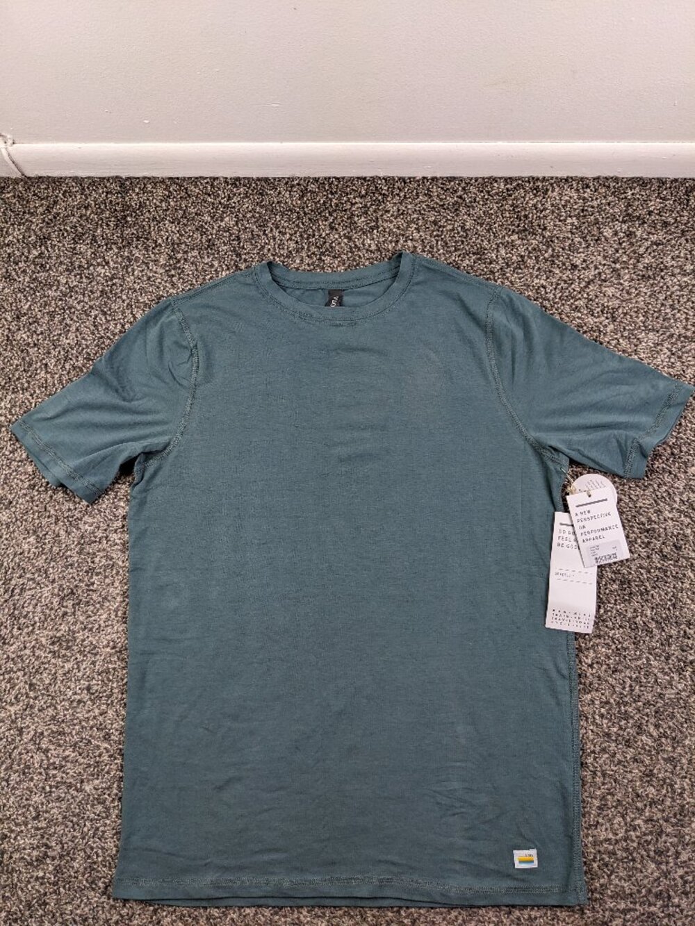 NWT Vuori Shirt Tuvalu Crew Neck Pima Cotton Tee Steel Blue V101 Mens Small